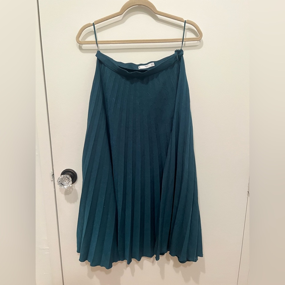 Dark Green Mango Skirt size XS/S